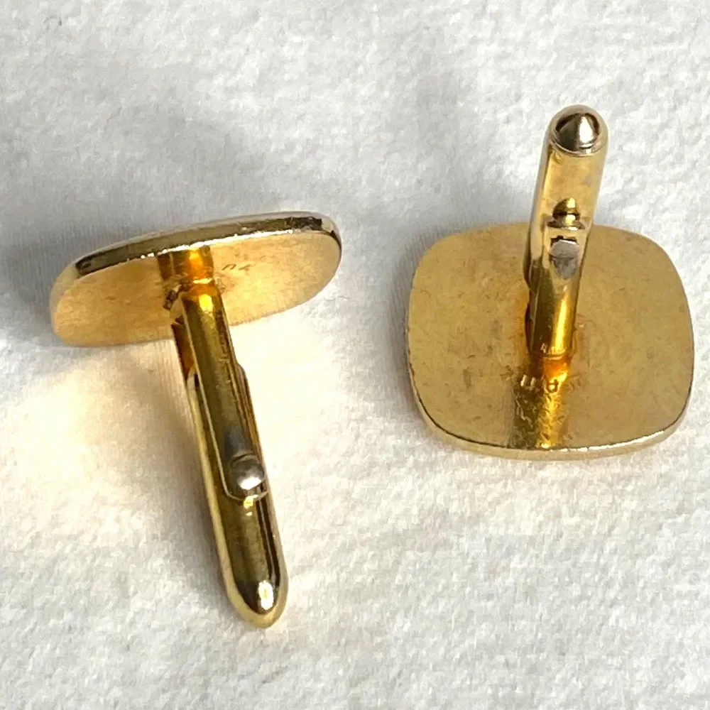 💎Swank Cufflinks Gold Tone Textured And Engraved Abstract Design Squares